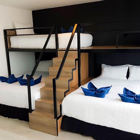 The Wide Condotel - Phuket Екстериор снимка